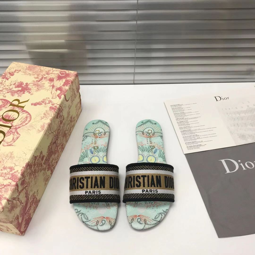 DIOR 004 XM 561 01