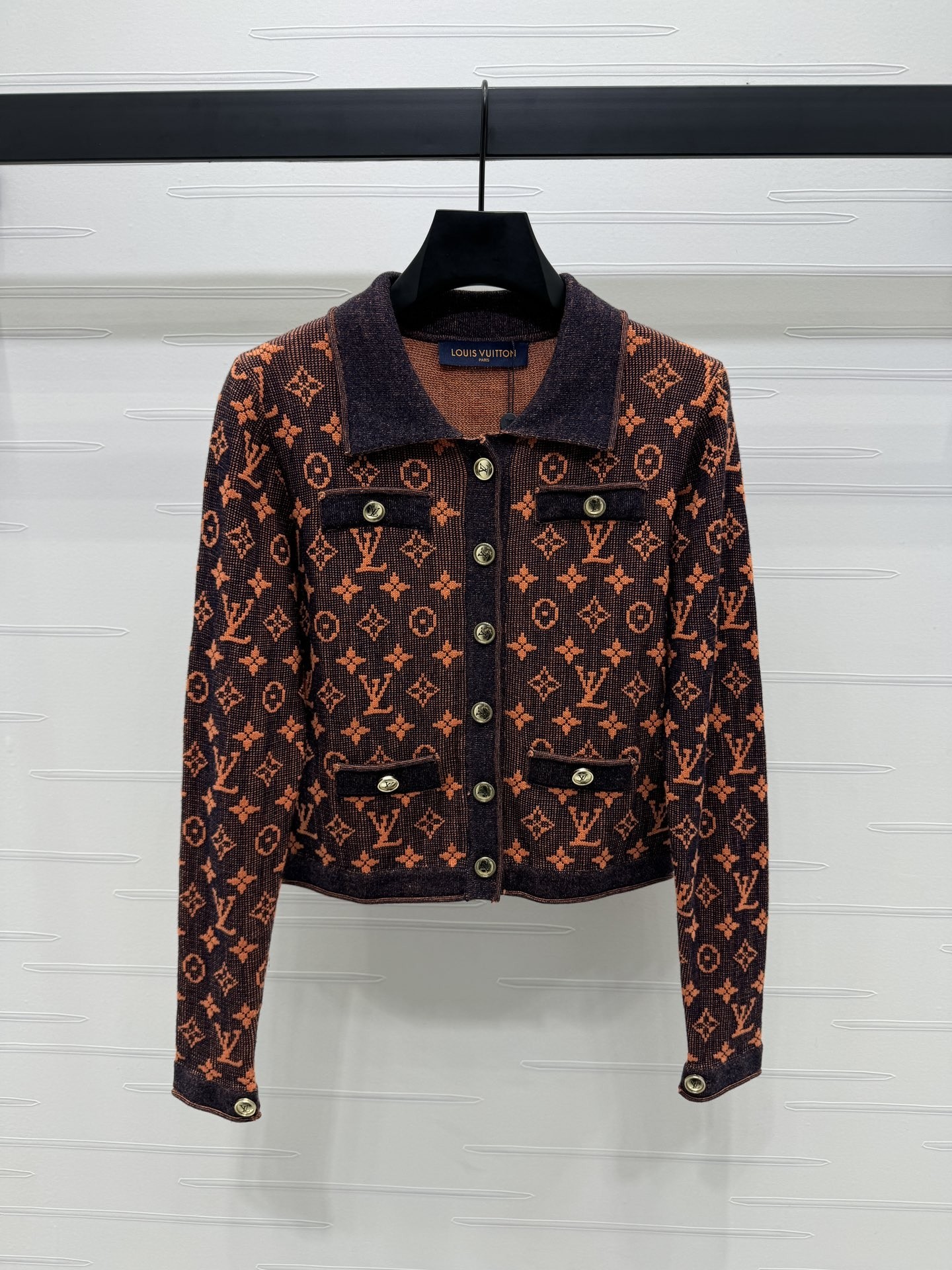 LV Ladieswear 009