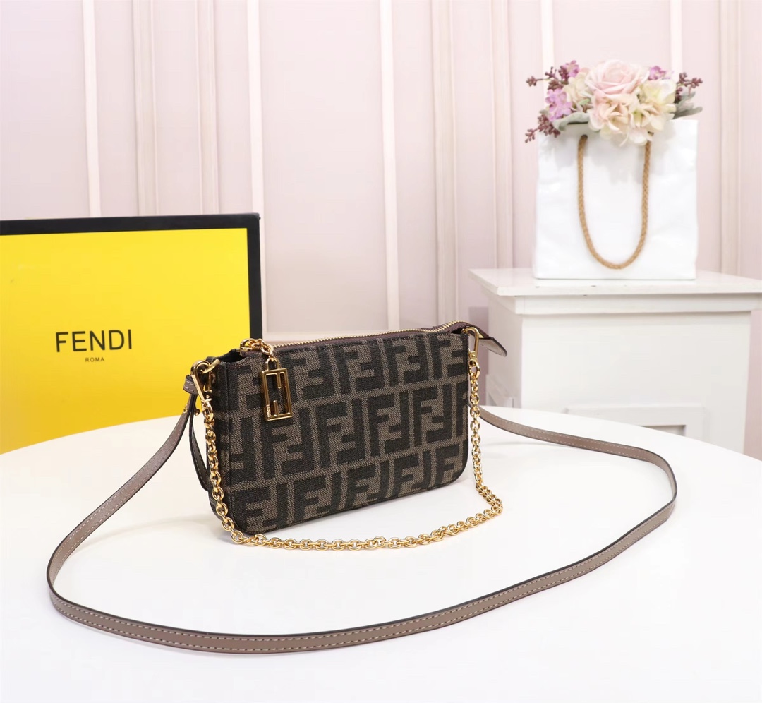 Fendi002LM011 21cm