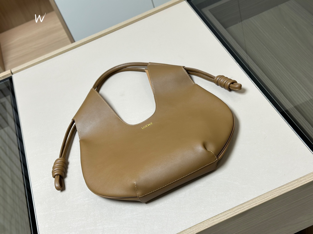 Loewe Paseo Handbag 004 LLS571 42cm