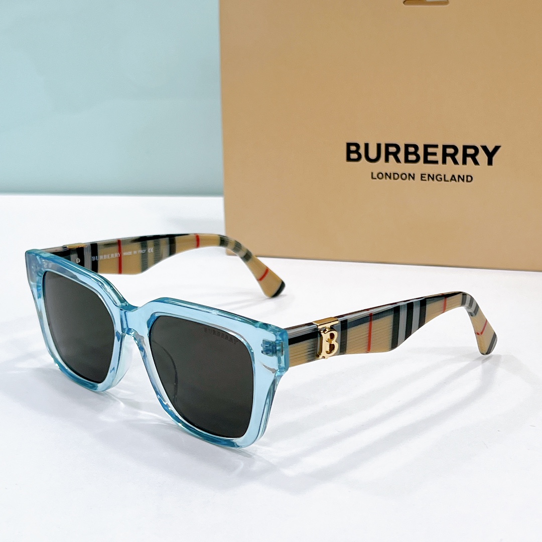 Burberry Sunglasses BE4419 SM021