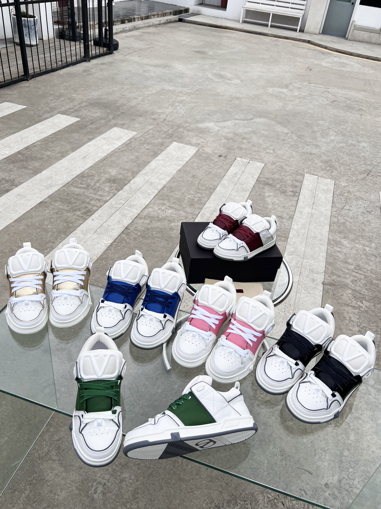Valentino shoes (35-45) V007