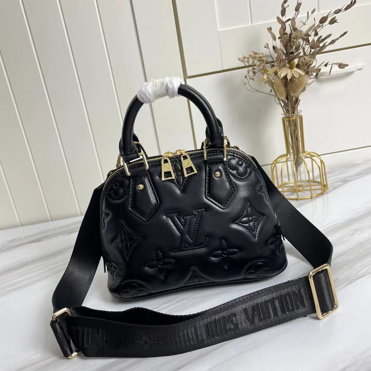 Louis Vuitton ALMA BB