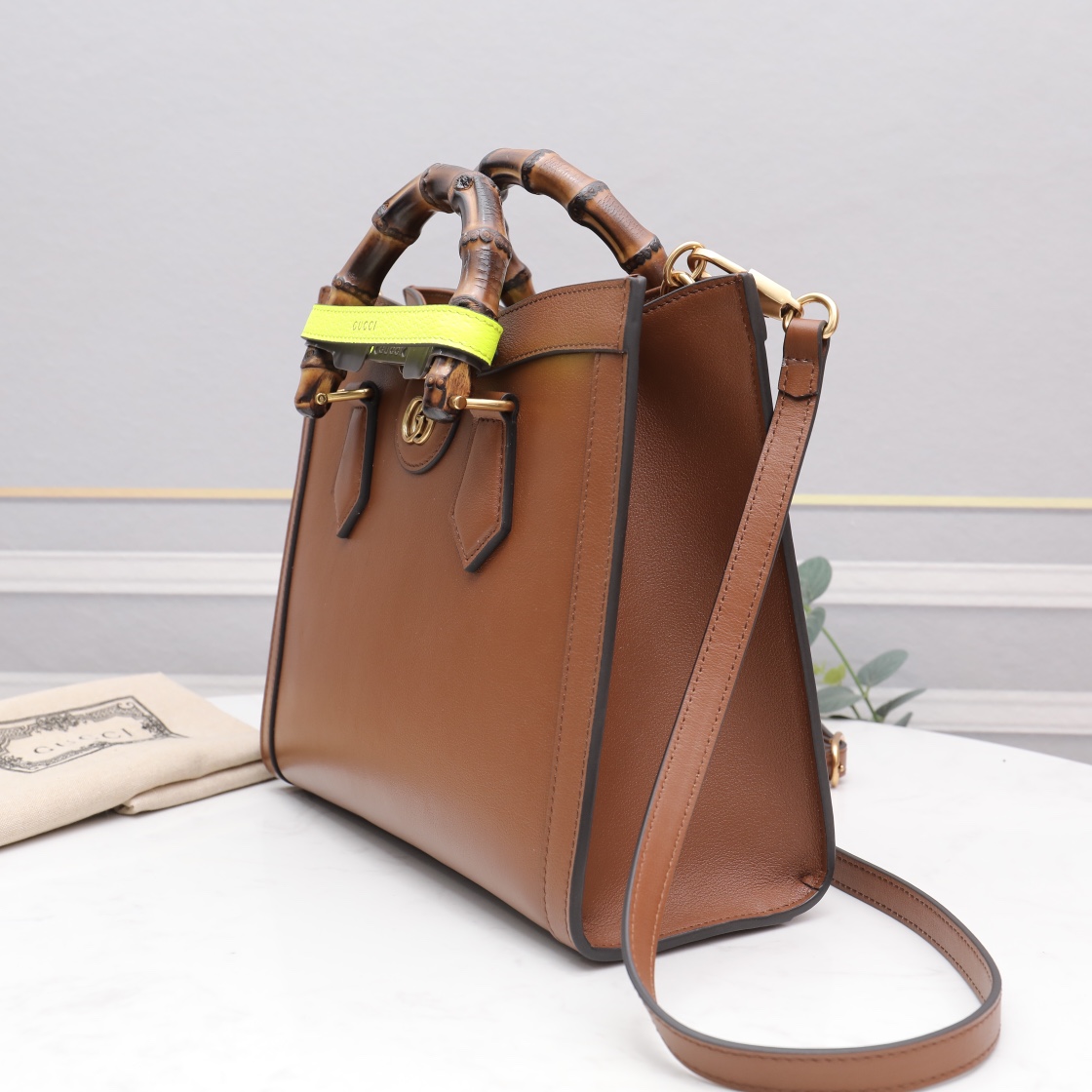 GUCCI 660195