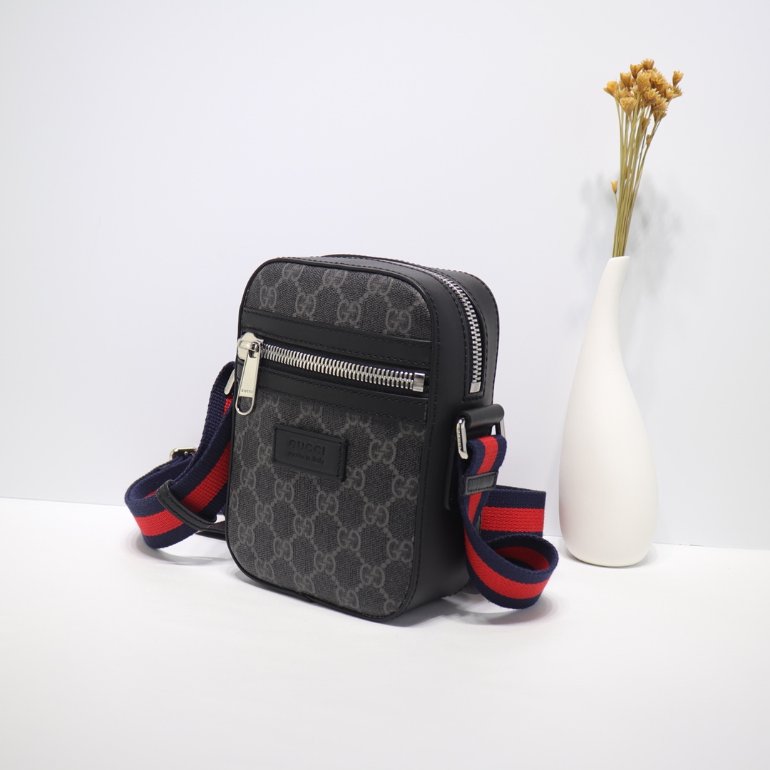 Gucci598103smile051 14.5x18x6 cm