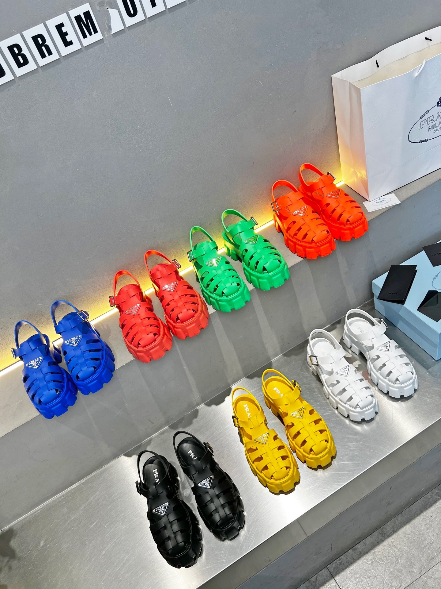 Prada shoes 022 XM 042
