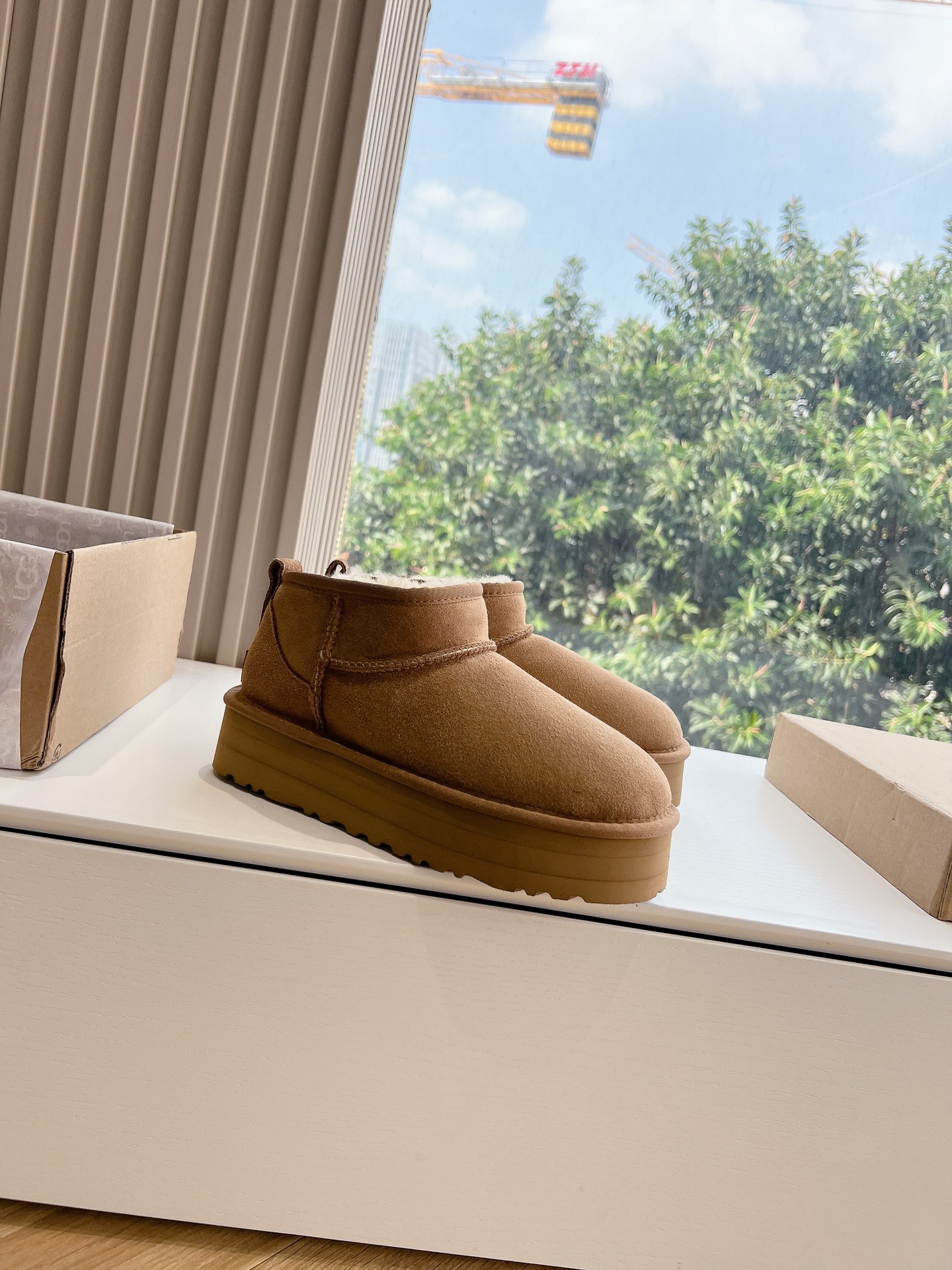 UGG Casual Shoes 005 XM091
