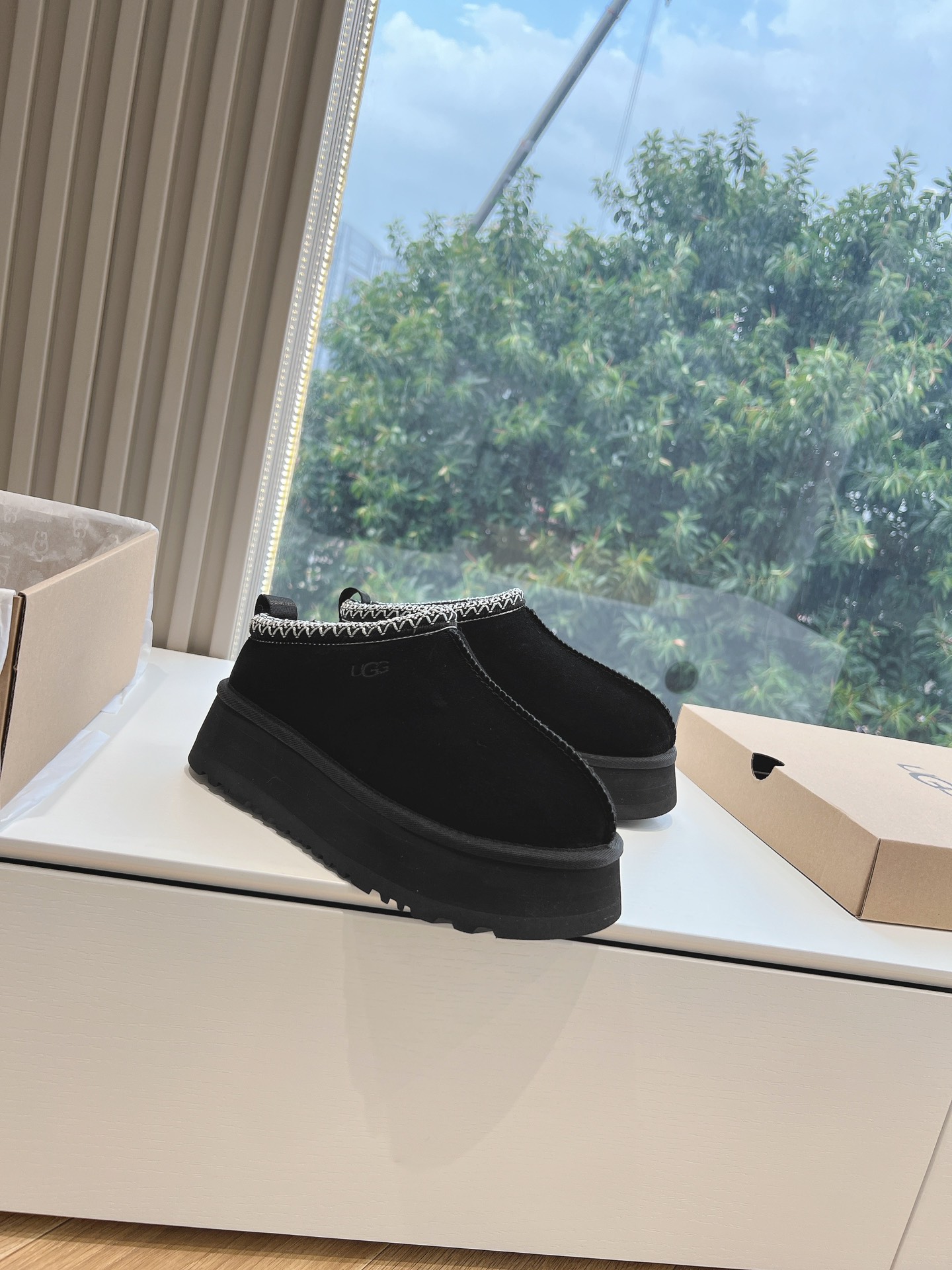 UGG Casual Shoes 001 XM091