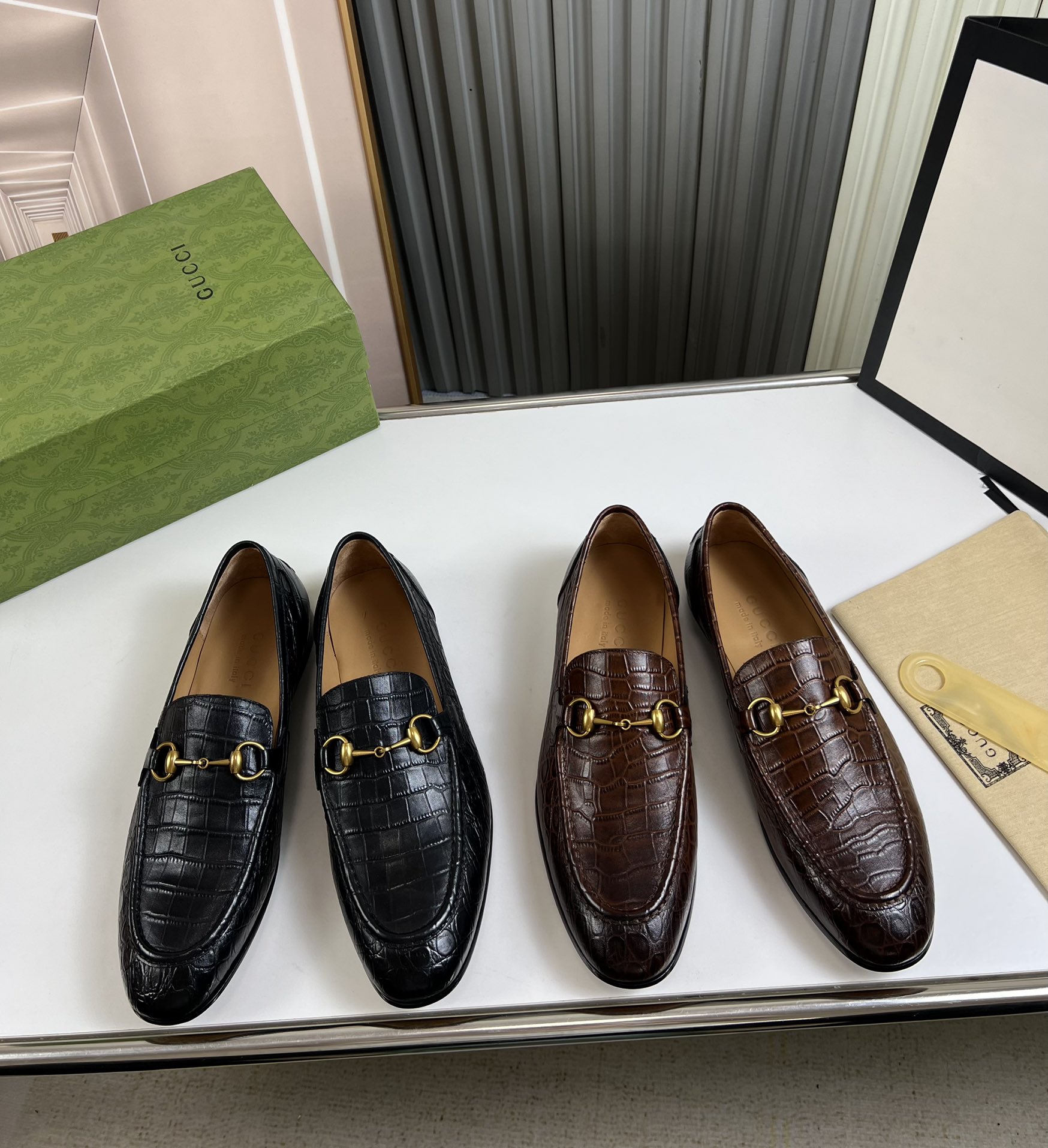 Gucci 029 Casual shoes XM053