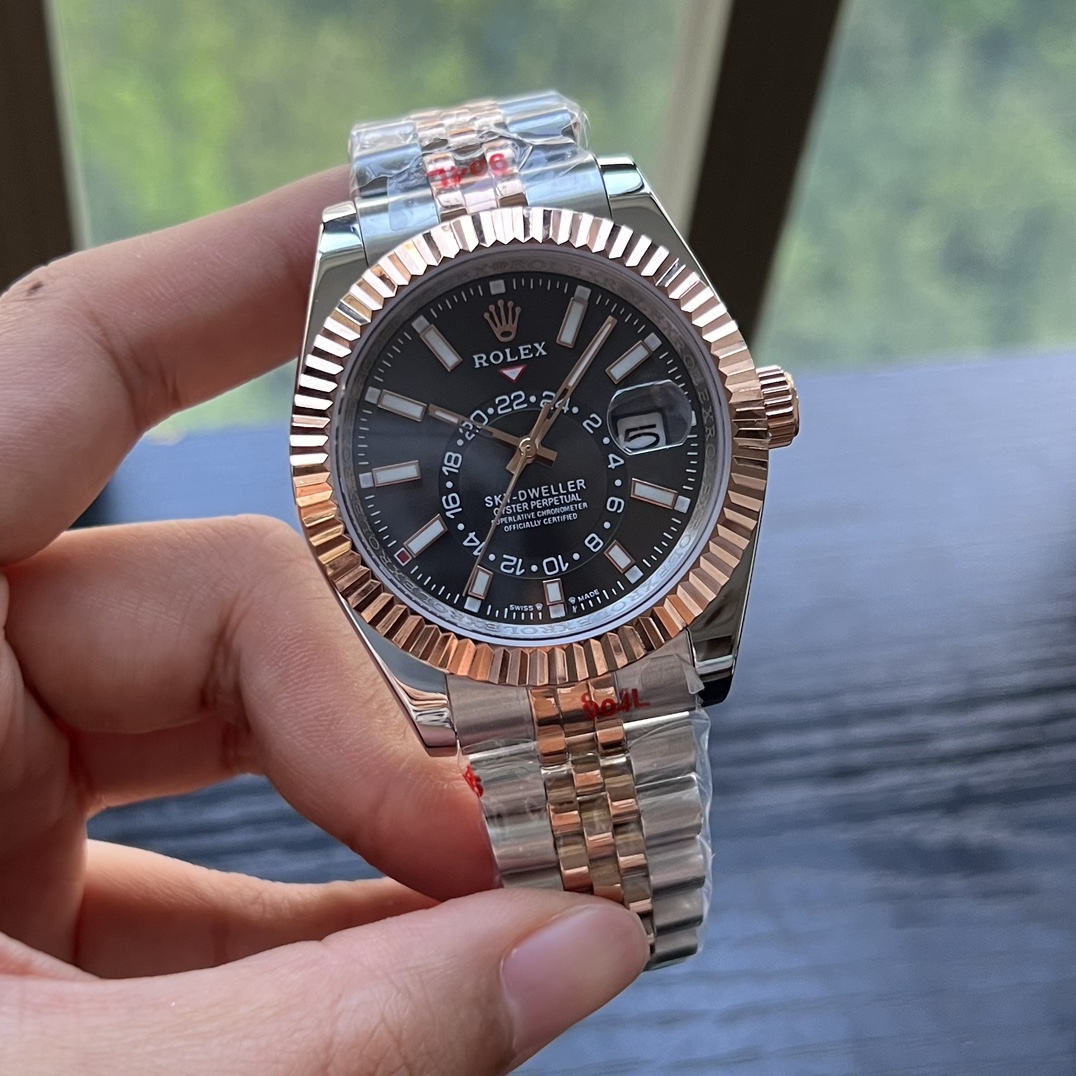 Rolex Sky-Dweller 42mm
