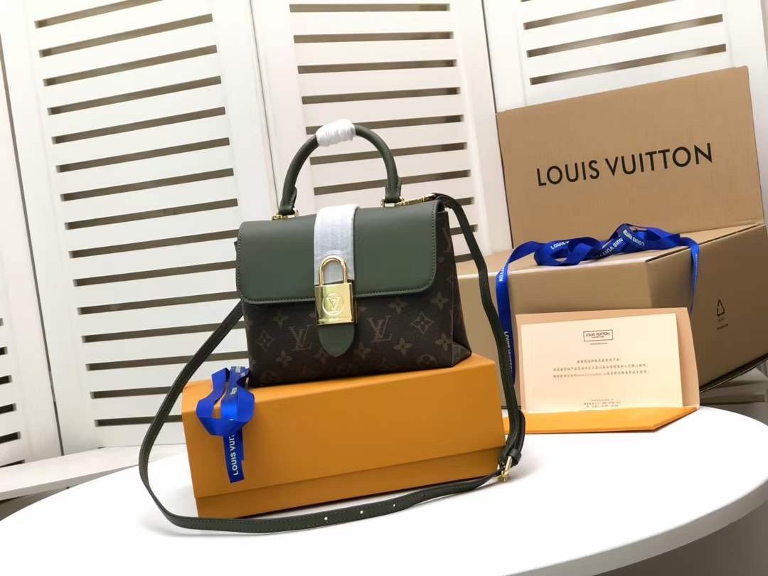 Louis Vuitton LOCKY BB M44080