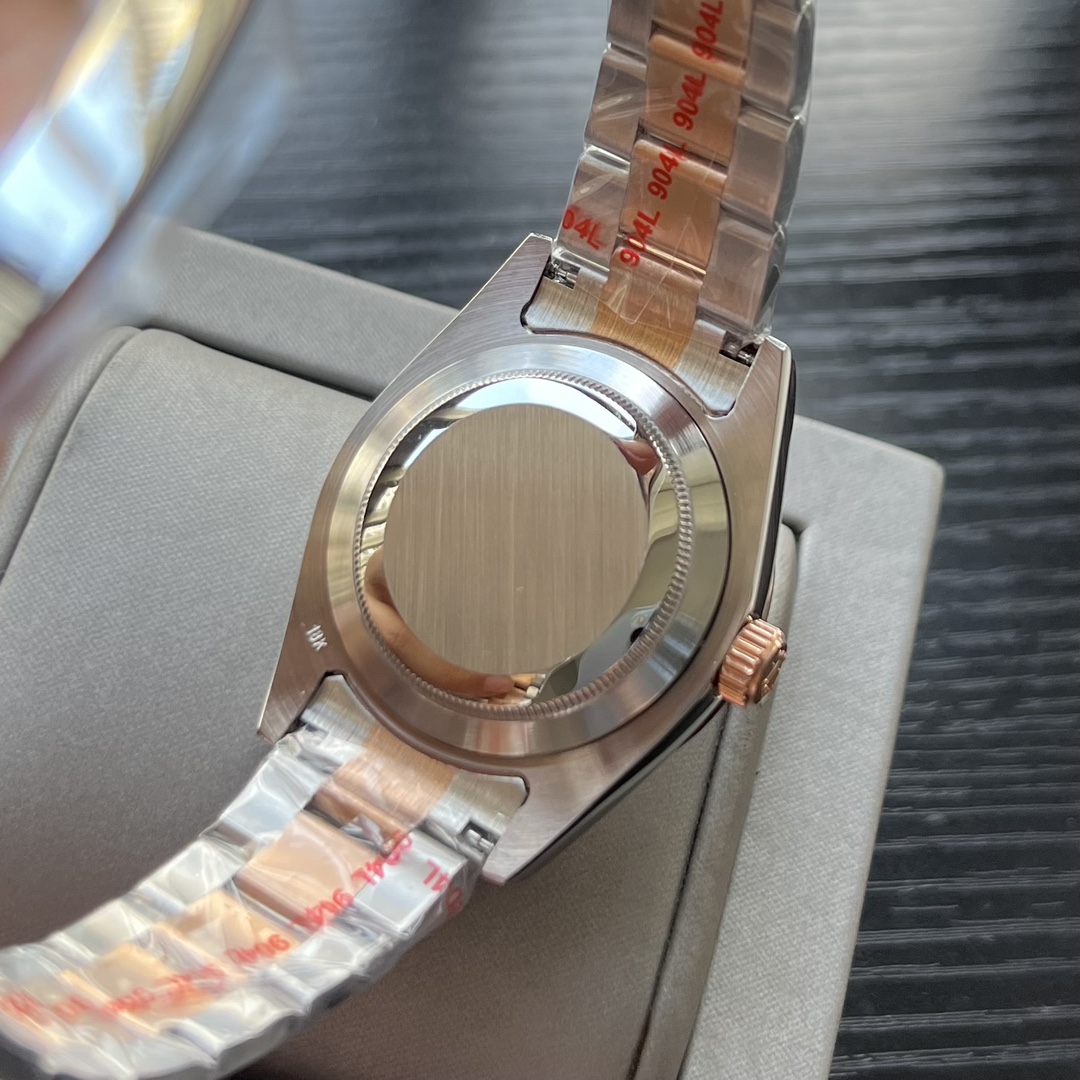Rolex Sky-Dweller 42mm