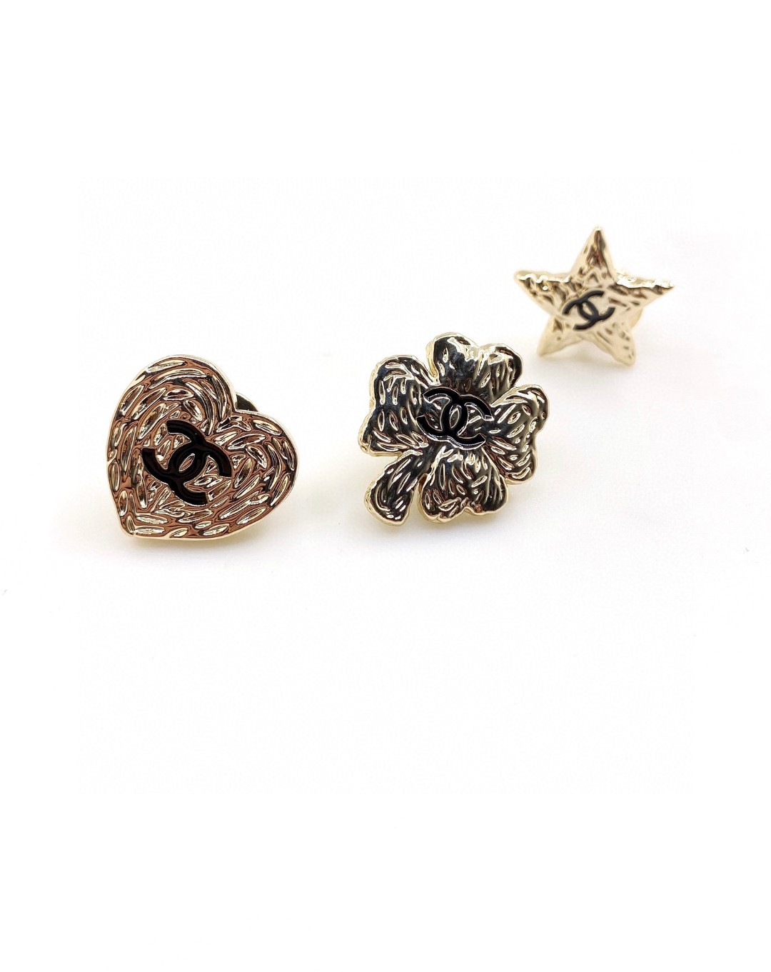 Chanel Brooch 007