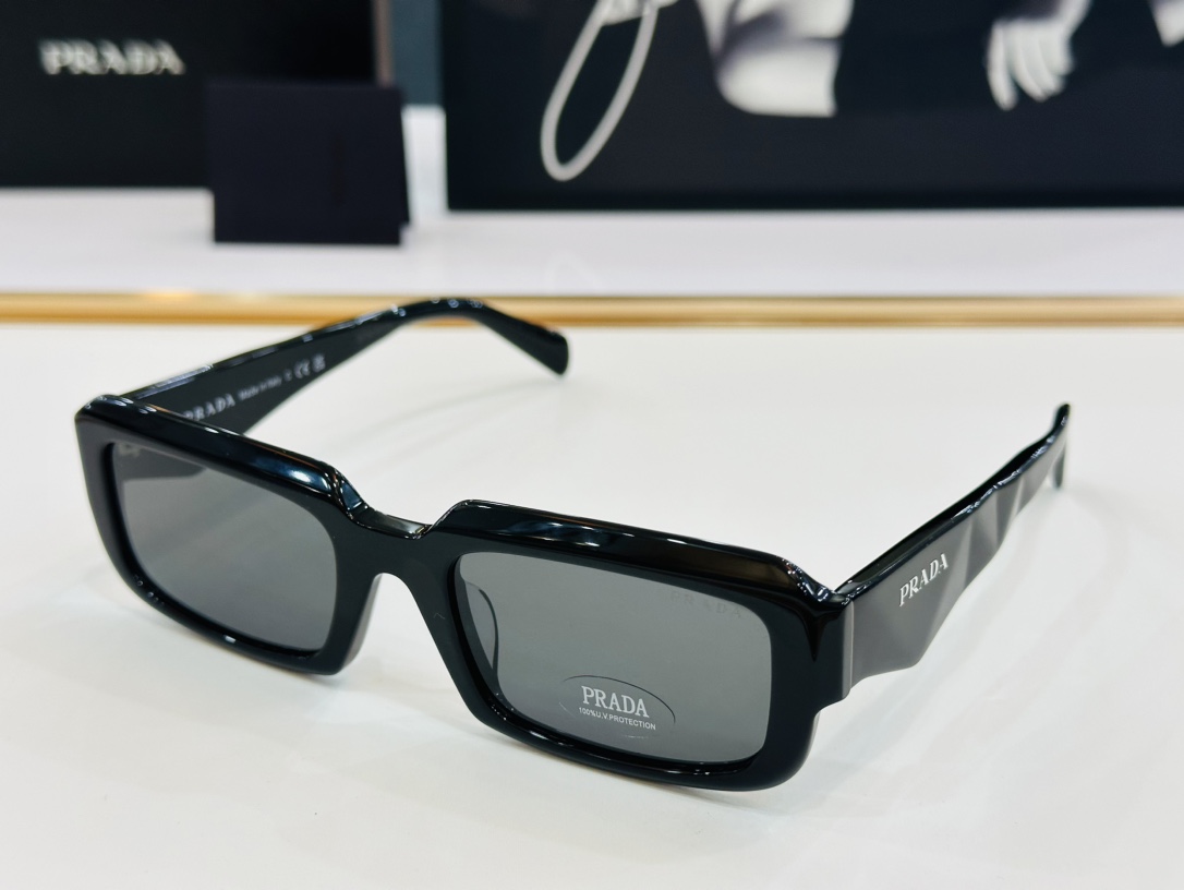 Prada Sunglasses PR27ZS SM021