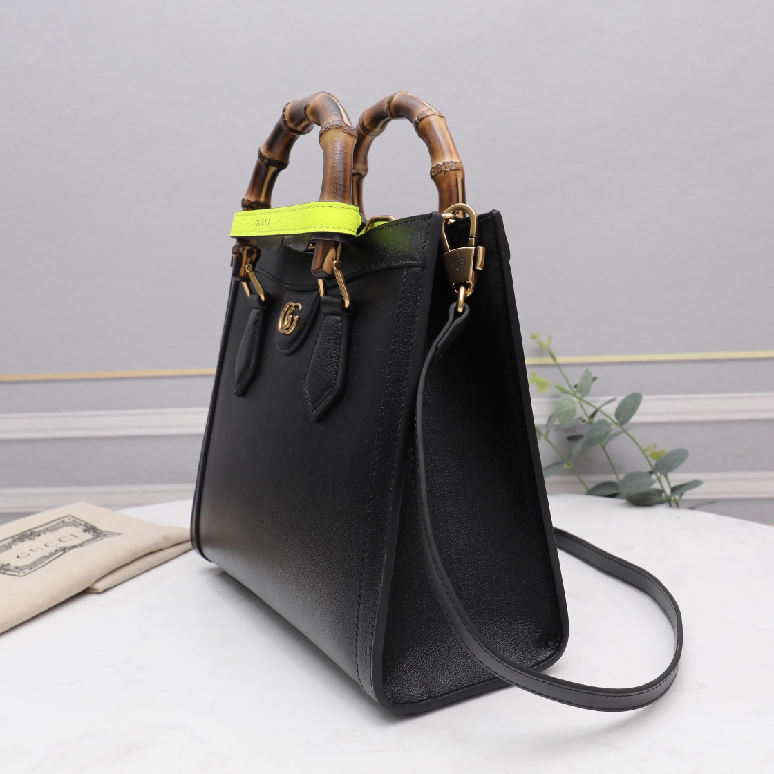 GUCCI 660195