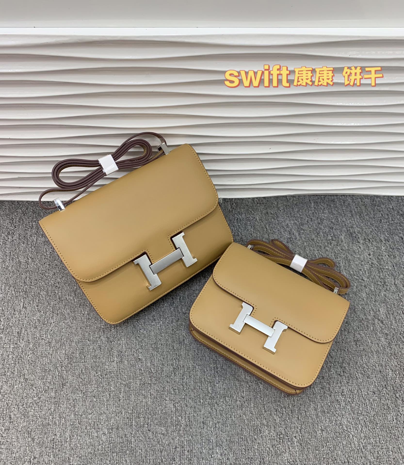 Hermes014XYZ002012 Silver logo