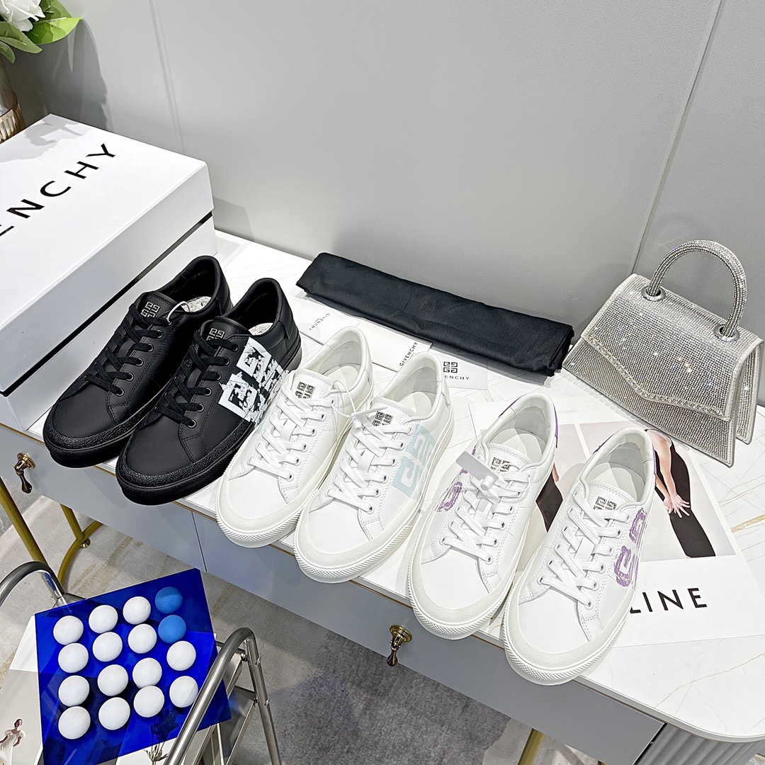 GIVENCHY 005 Casual shoes XM 023