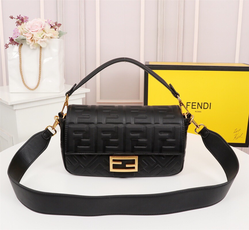 FendiF392+JQE081 26CM