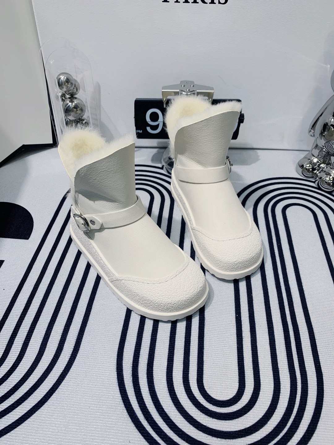 UGG 071 boots XM072