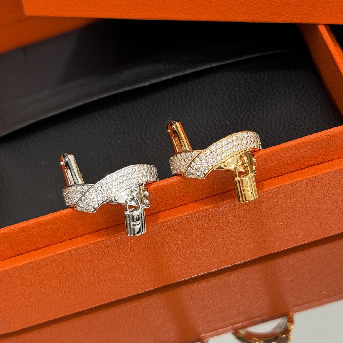 Hermes Ring 006