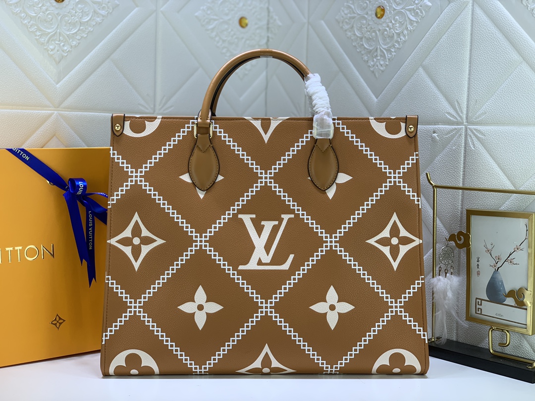 Louis Vuitton ONTHEGO