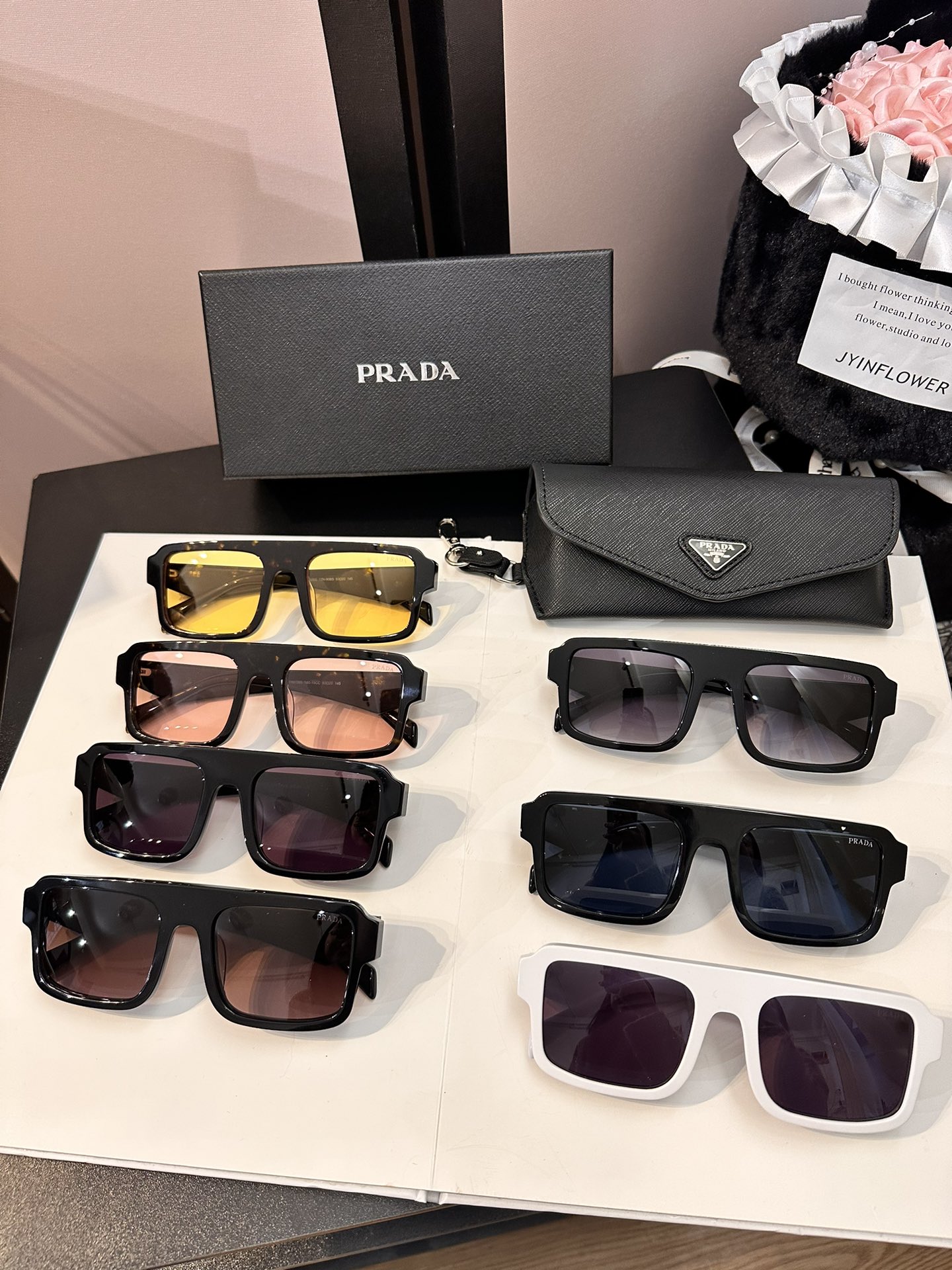 Prada Sunglasses SPRA05S SM021