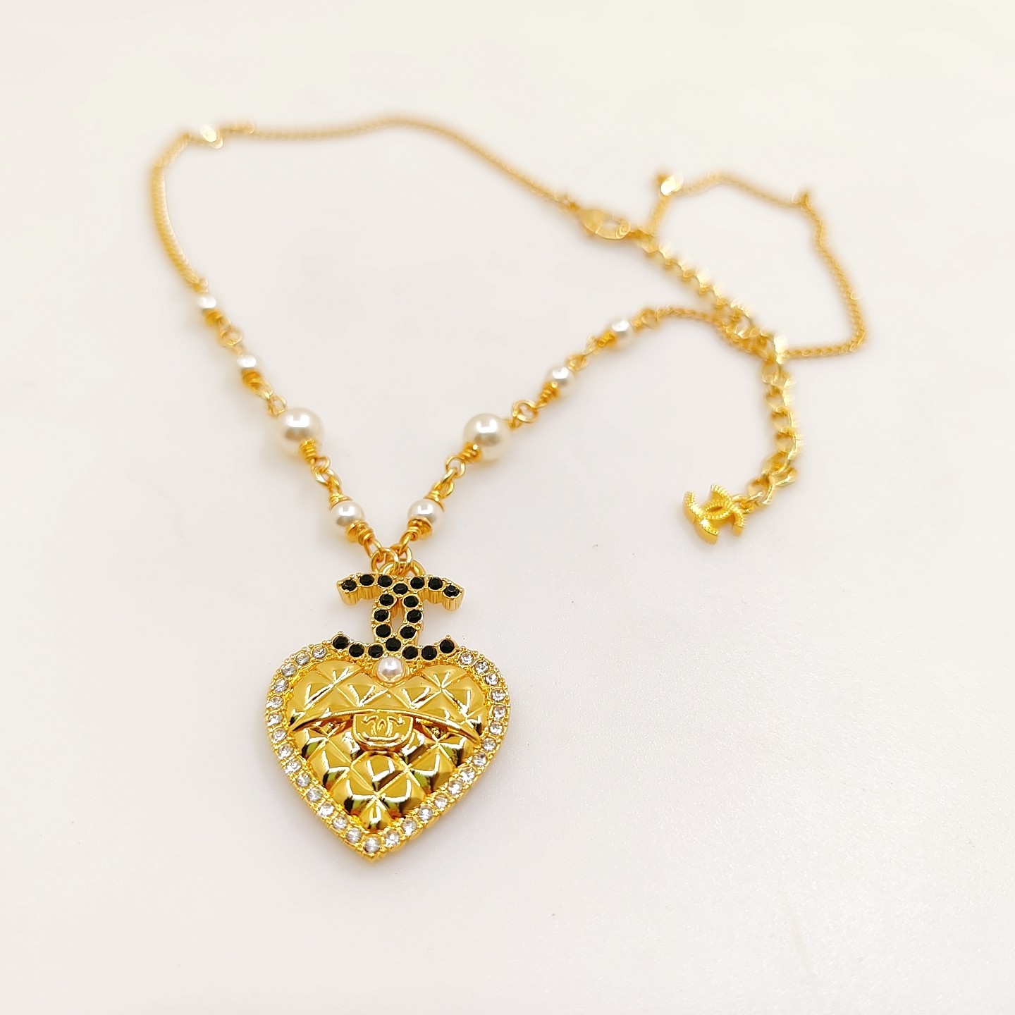 Chanel Necklace 019