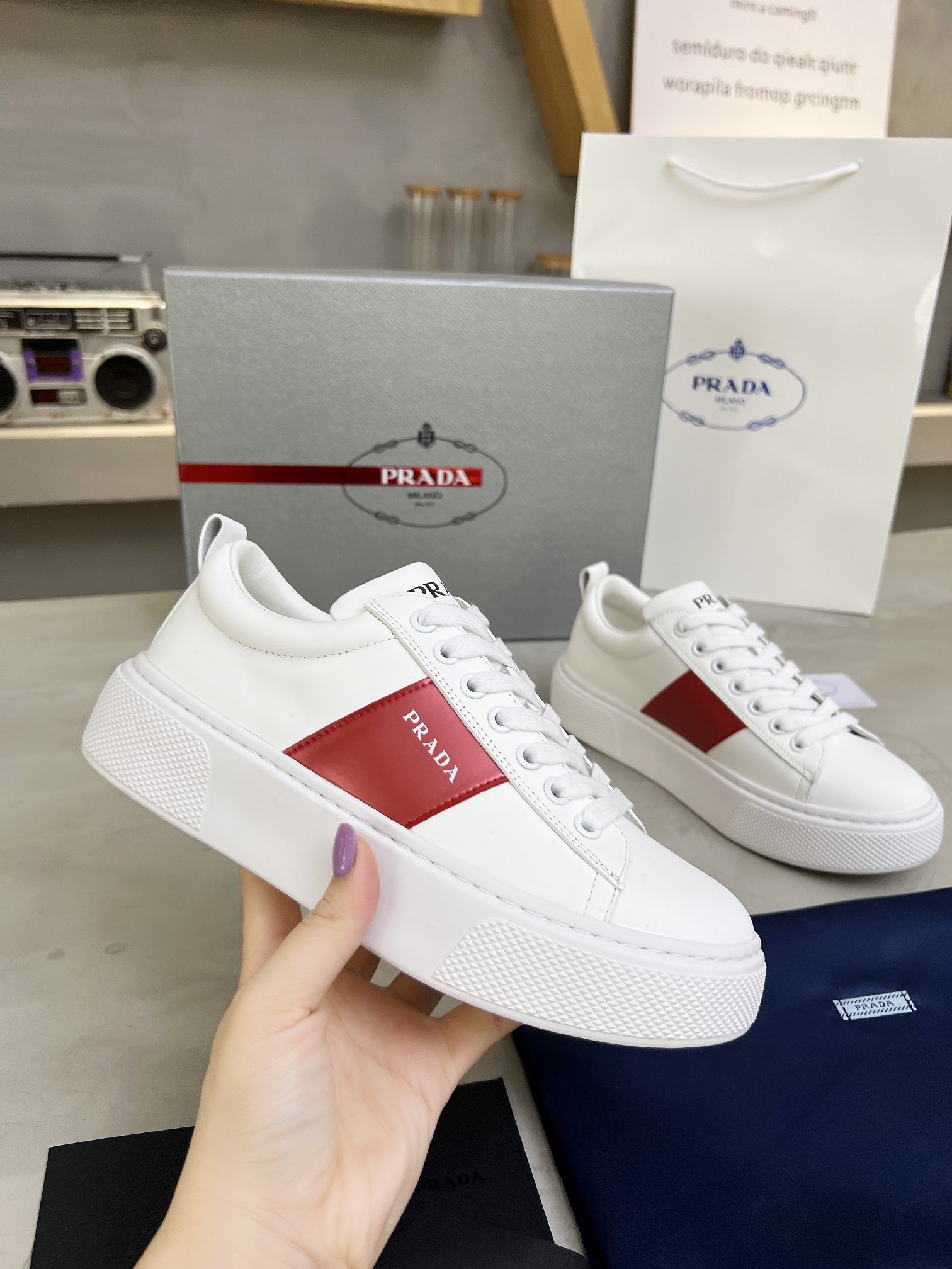 Prada 014 Casual shoes XM092
