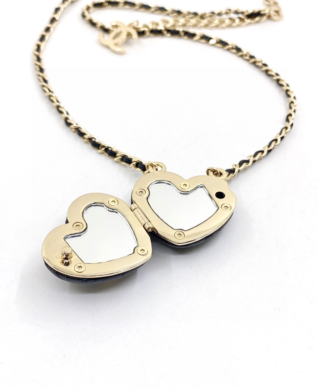 Chanel Necklace 024