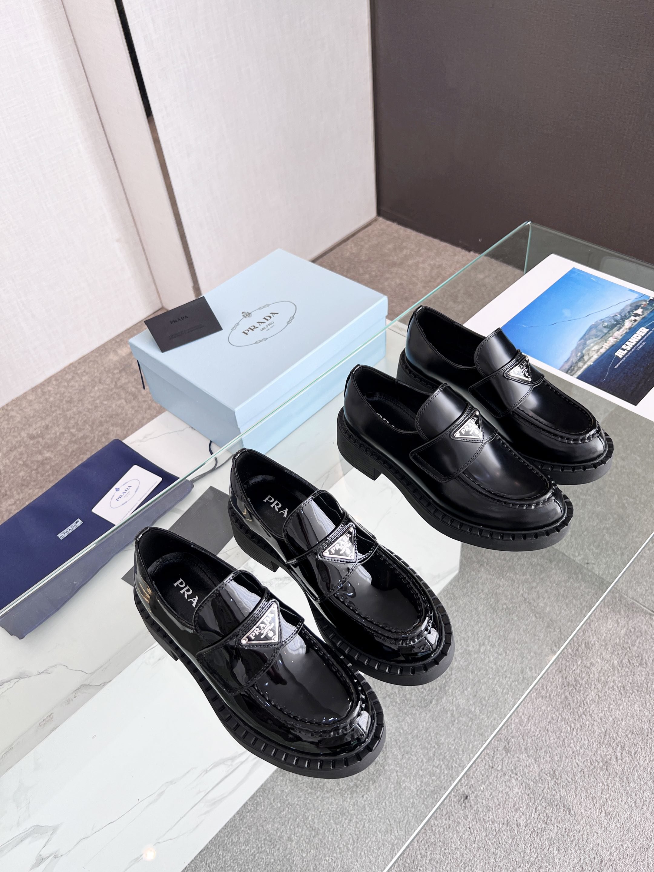 PRADA shoes 005 XM072