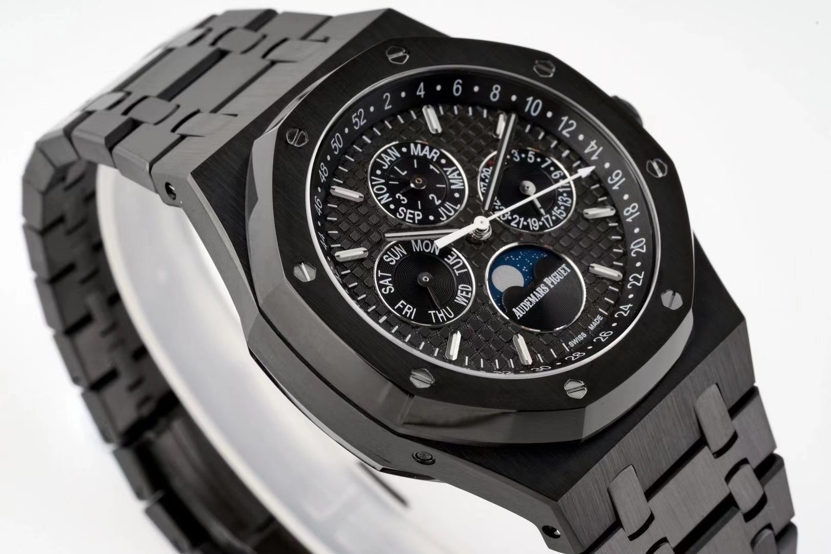 Audemars Piguet ROYAL OAK 26574 41mm