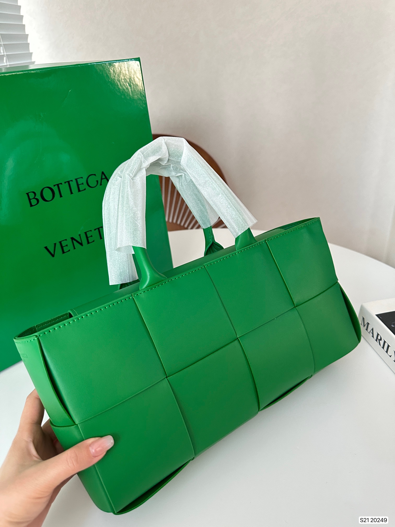 Bottega Veneta Tote 20249 DB071 33cm