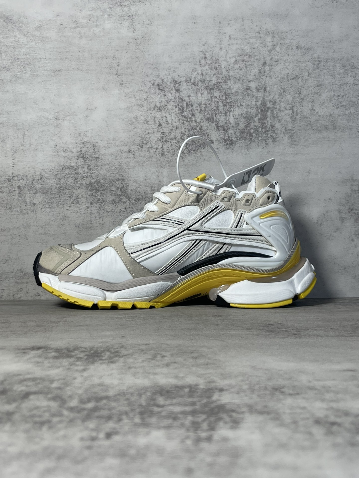 Balenciaga 010 Casual shoes XM084