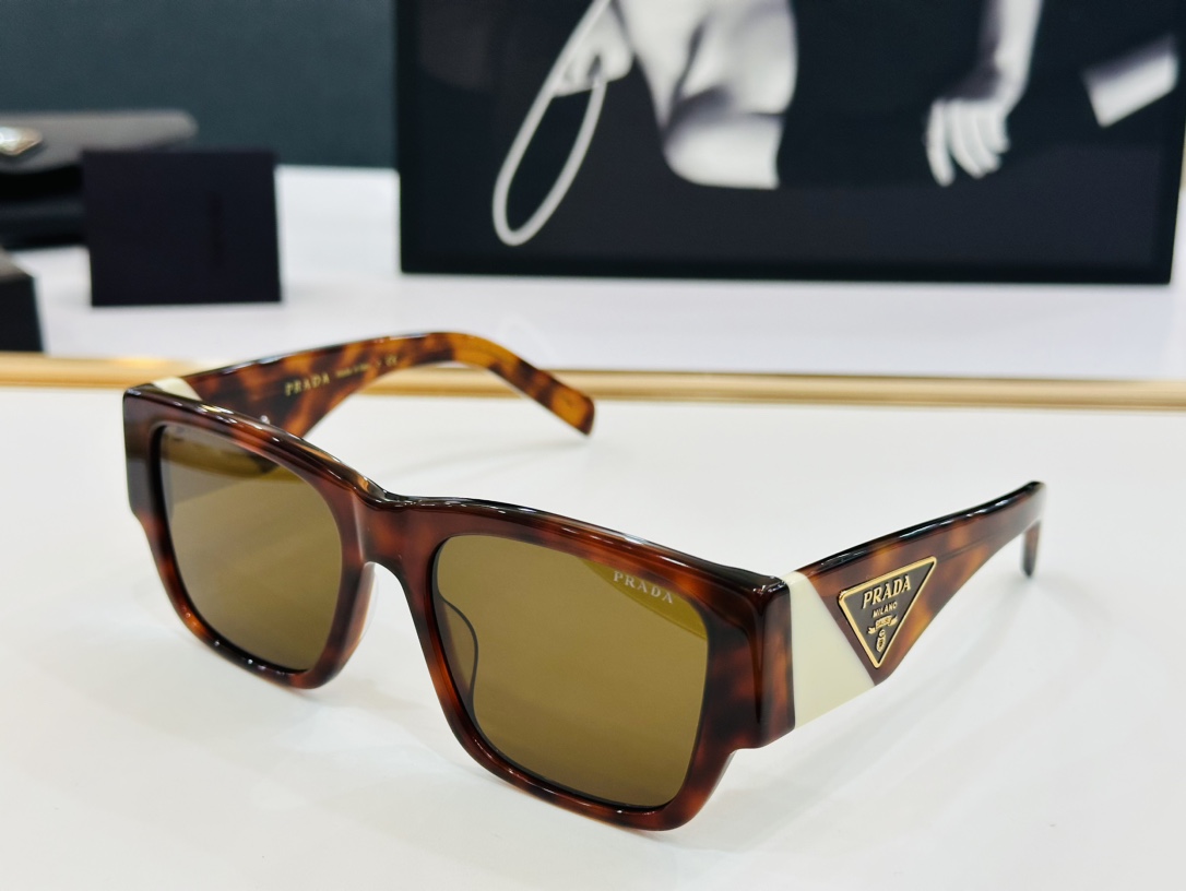 Prada Sunglasses SPR97Y SM051