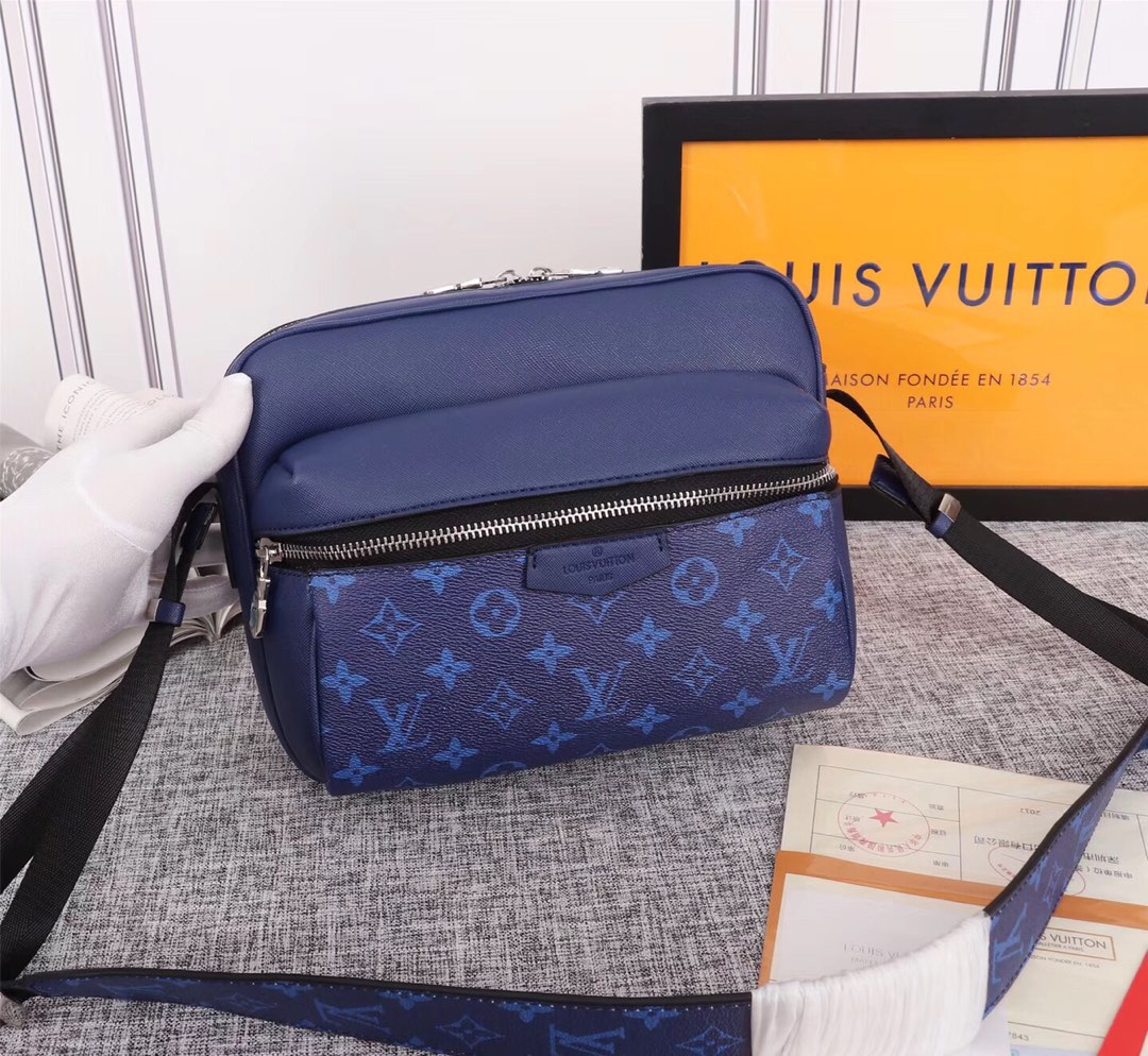 LV30233CS061
