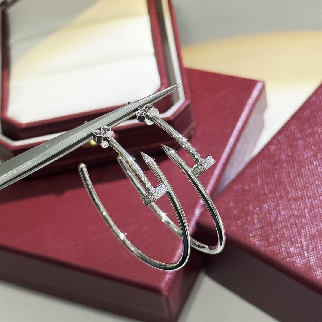 Cartier Earring 011