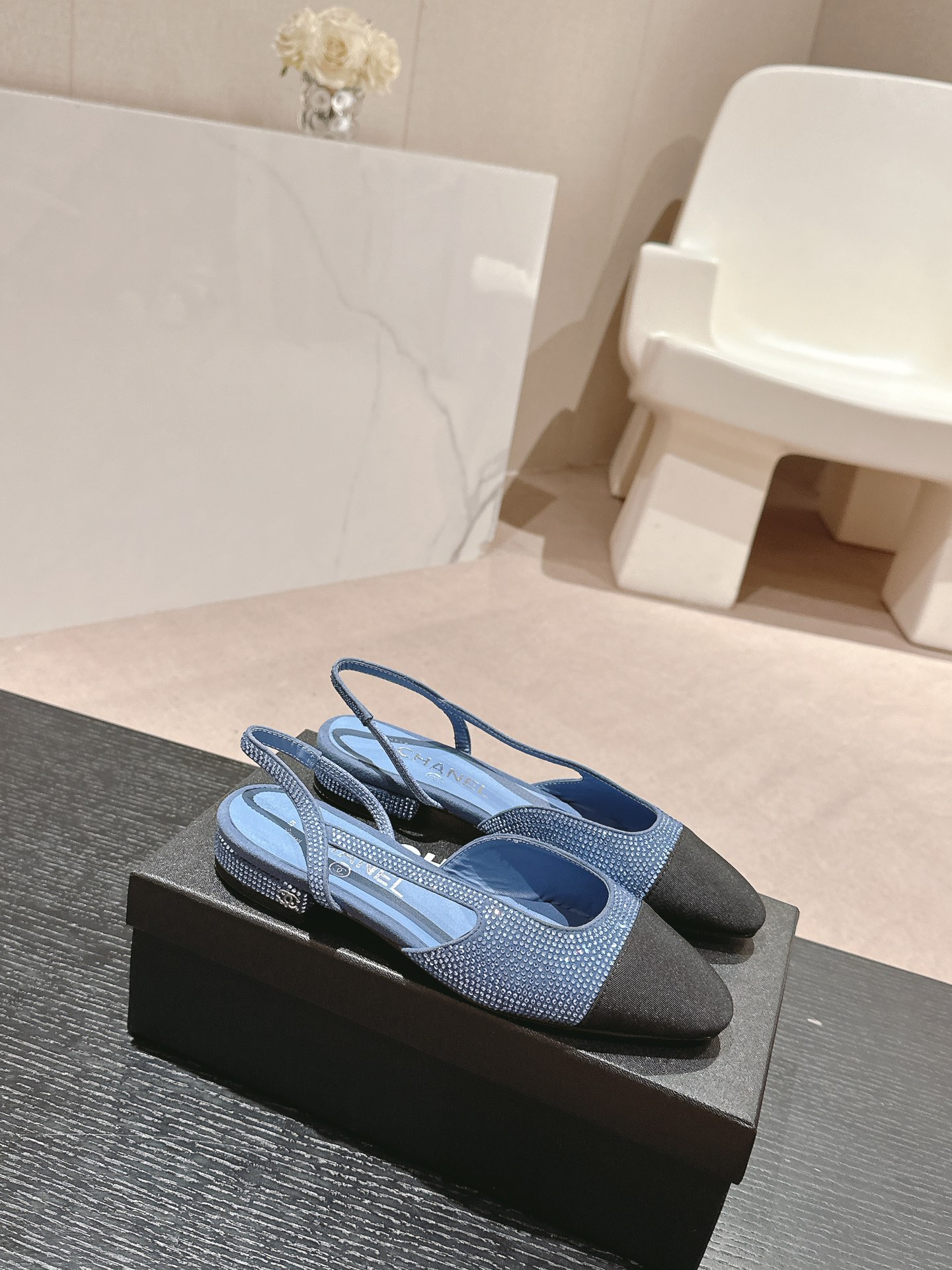 Chanel shoes 055 XM003