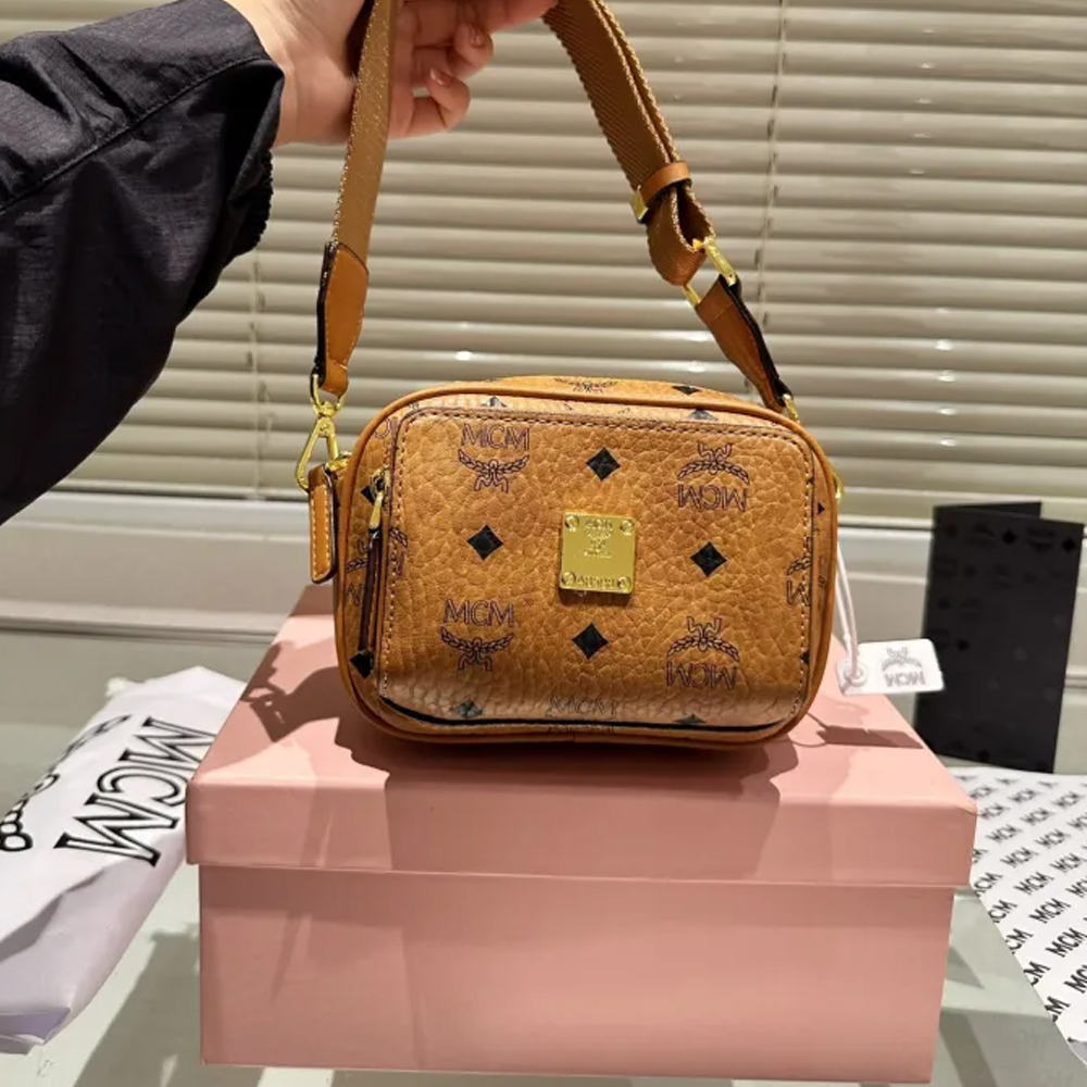 MCM Aren Bag 004 LLS041 17cm