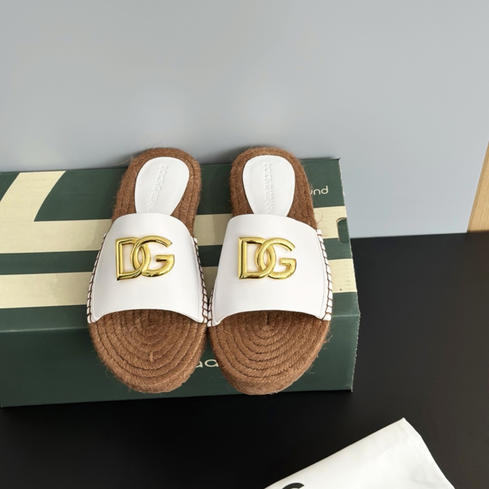 D&G Shoes Slippers