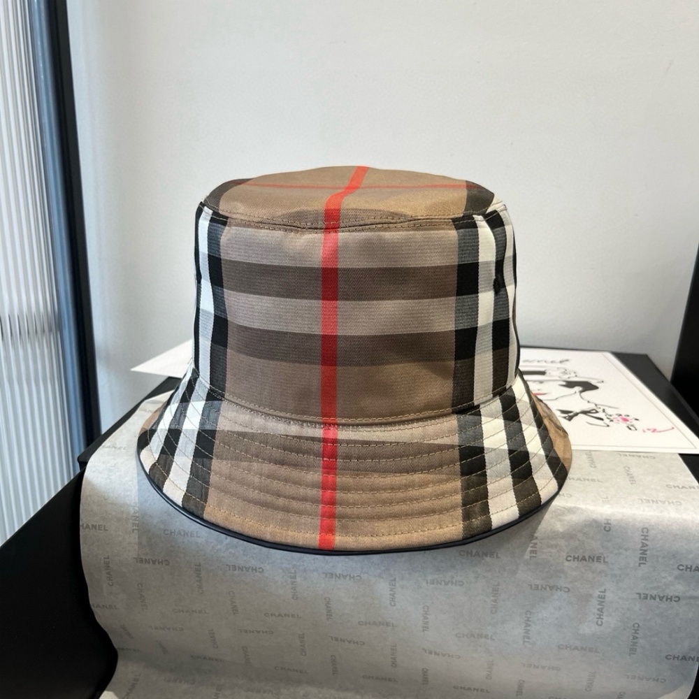 Burberry Hat High-Version Bucket Hat 57cm Accessories