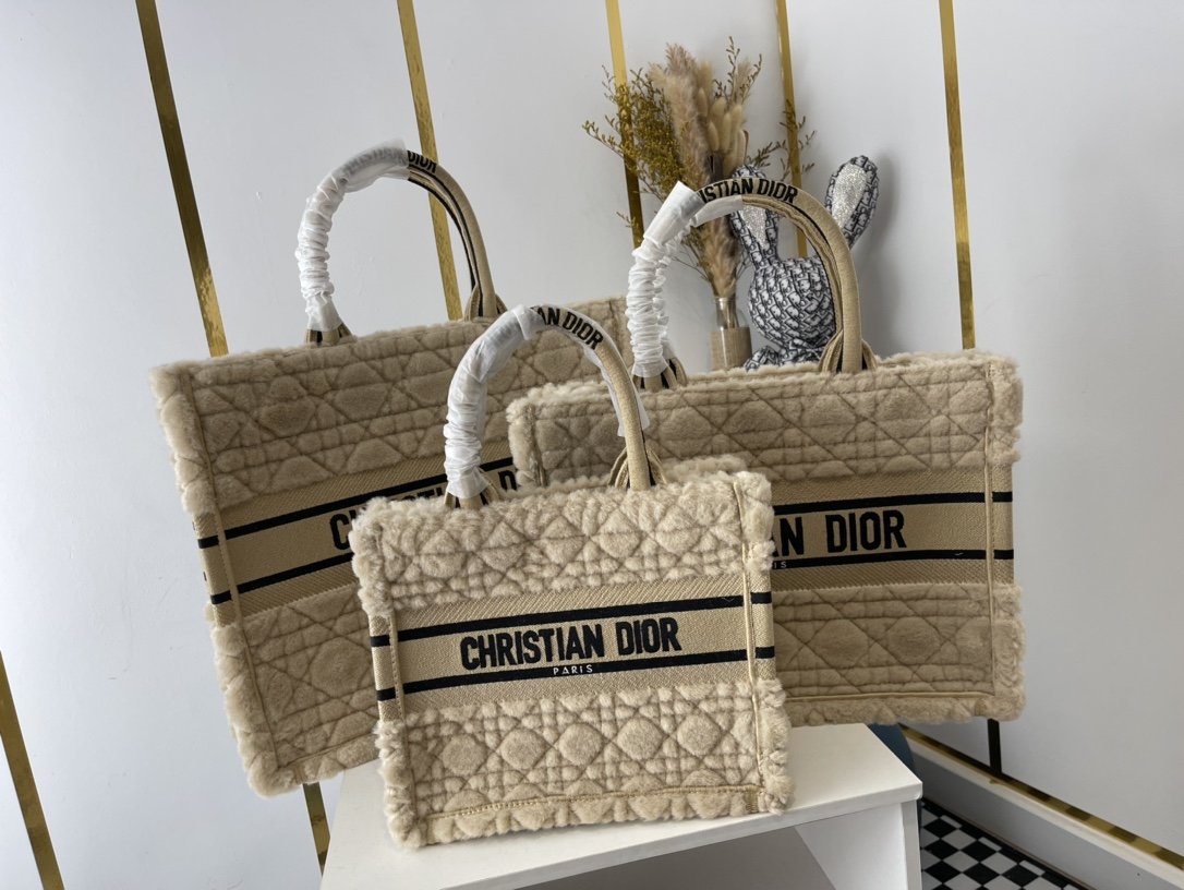 10A + top quality Dior Book Tote 004 DD071032042 26.5-42cm