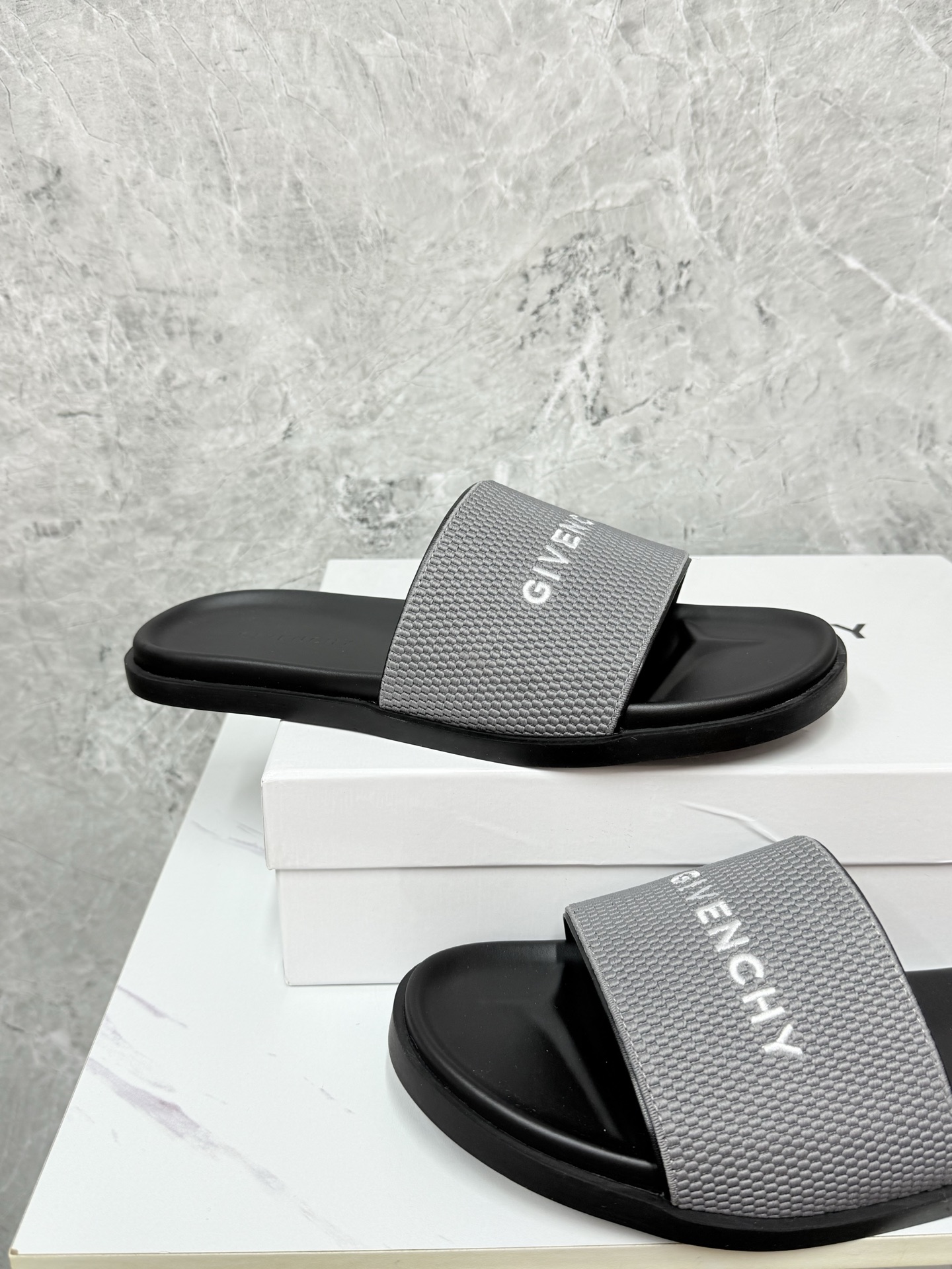 Givenchy Shoes Slipper Leather Shoes