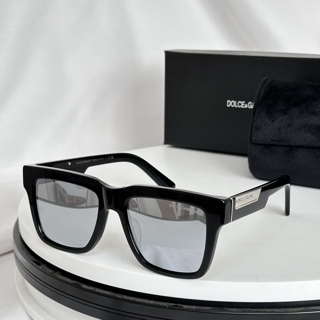 Dolce & Gabbana Sunglasses DG4436 SM051