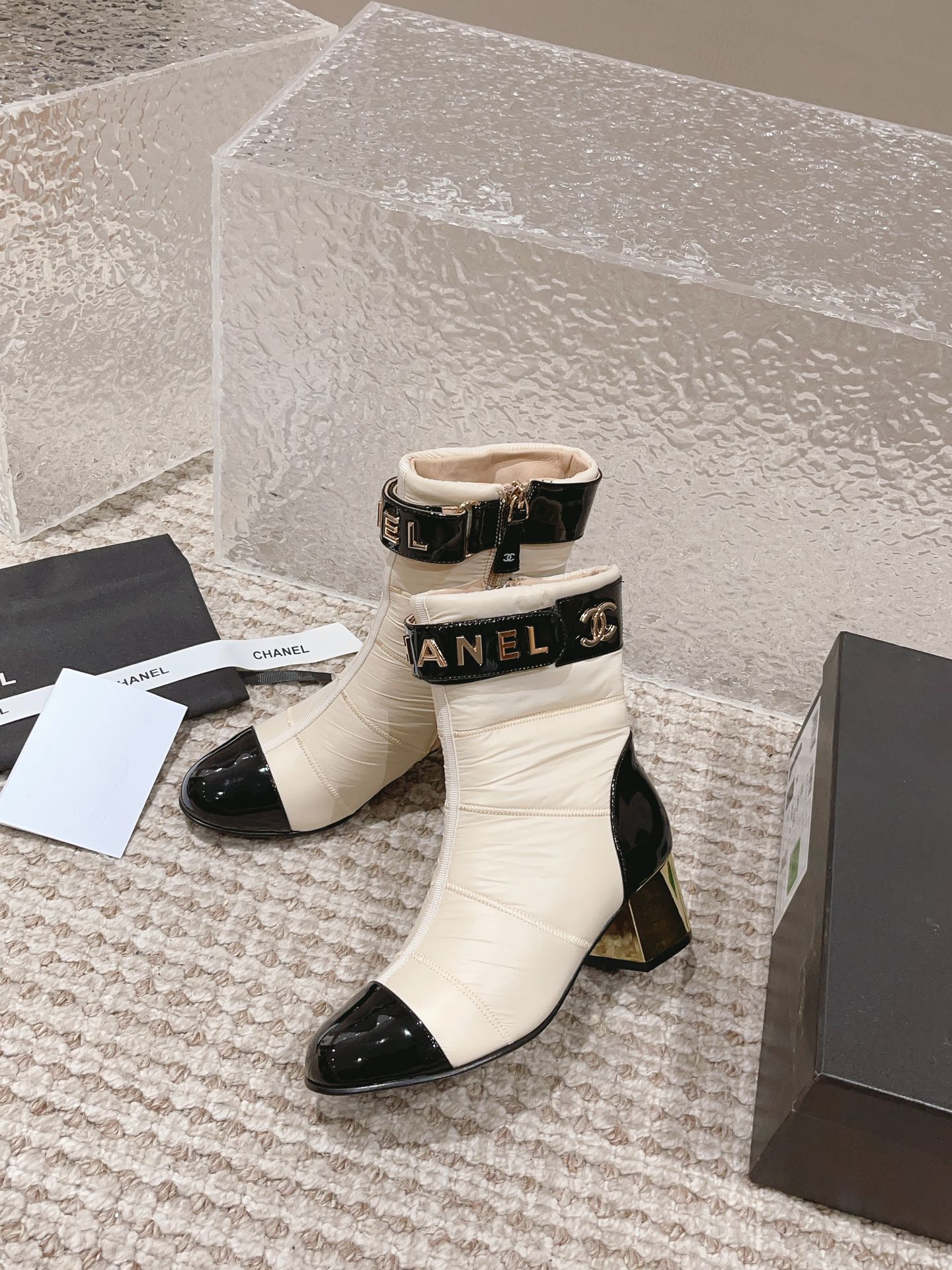 Chanel 018 boots XM083