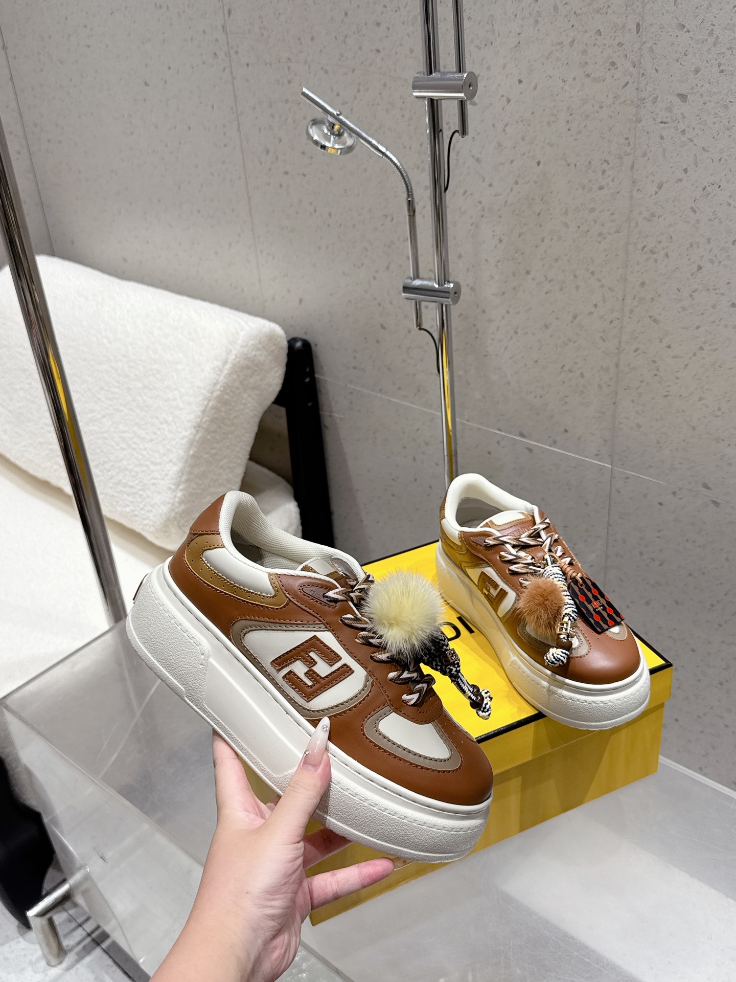 Fendi Shoes Casual Shoes