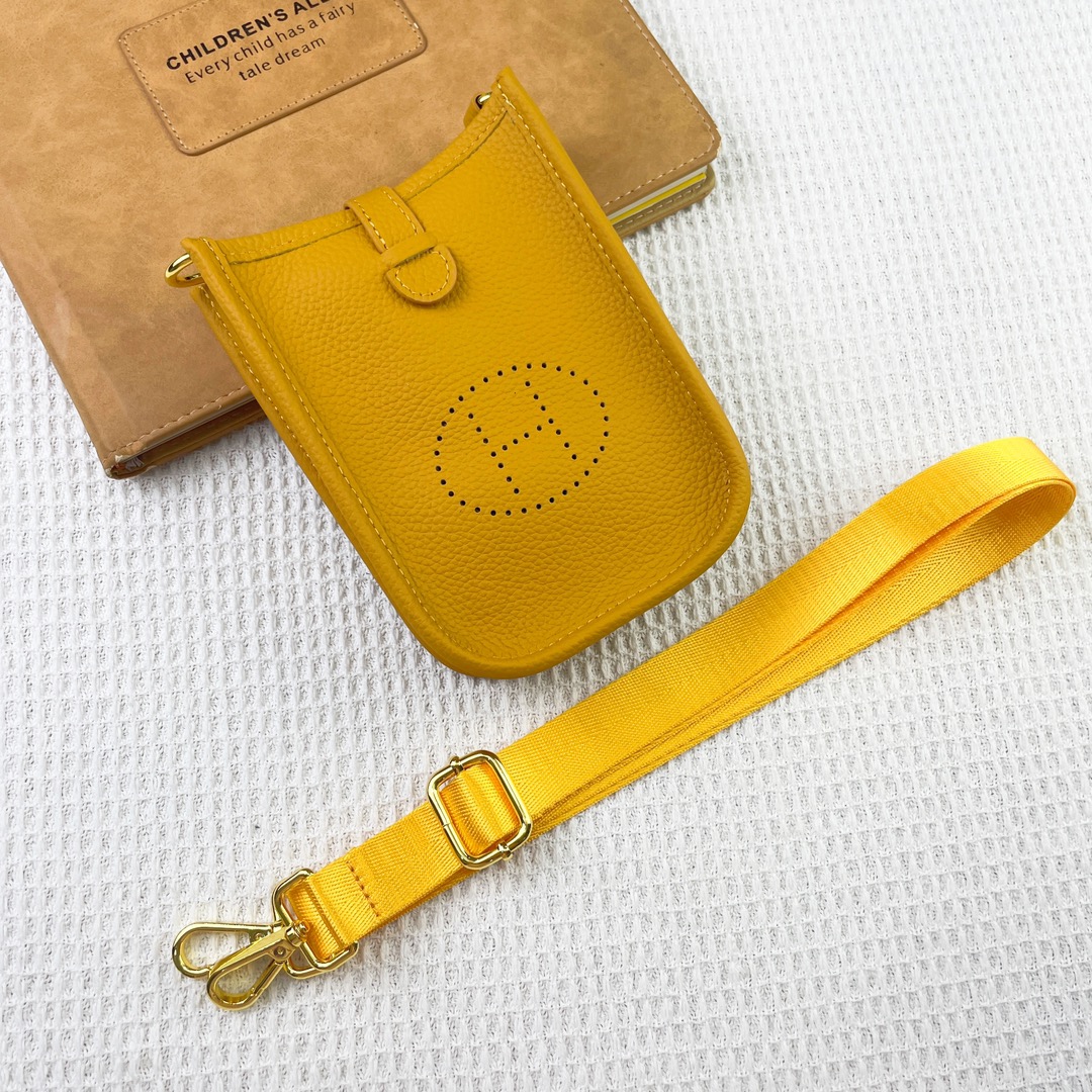 Hermès Shoulder Bag