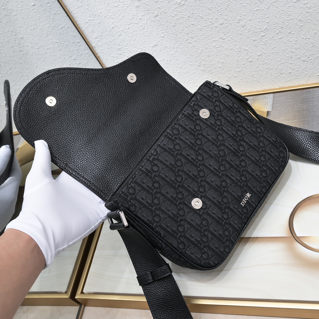 Dior Mini Saddle Messenger Bag 1034 XB012 23cm