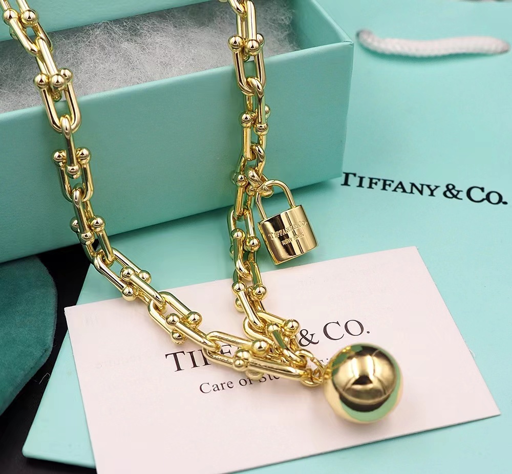 Tiffany & Co. Bracelets 001