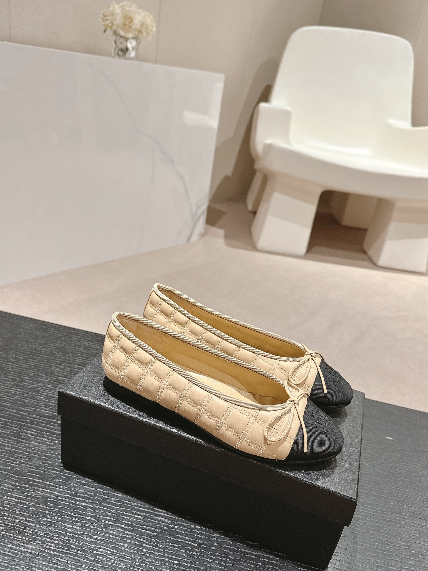 Chanel shoes 062 XM092