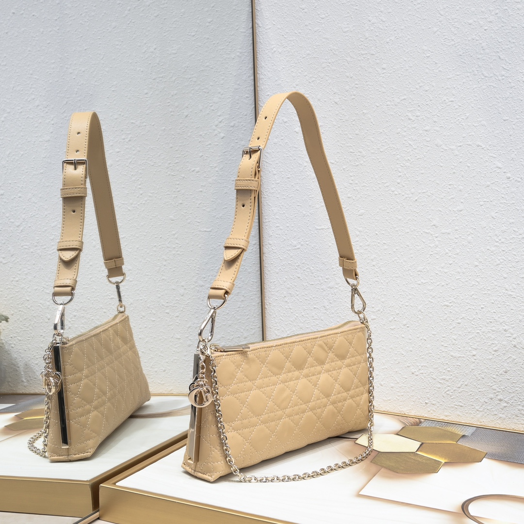 Dior Club Bag 7700 XB061 27cm